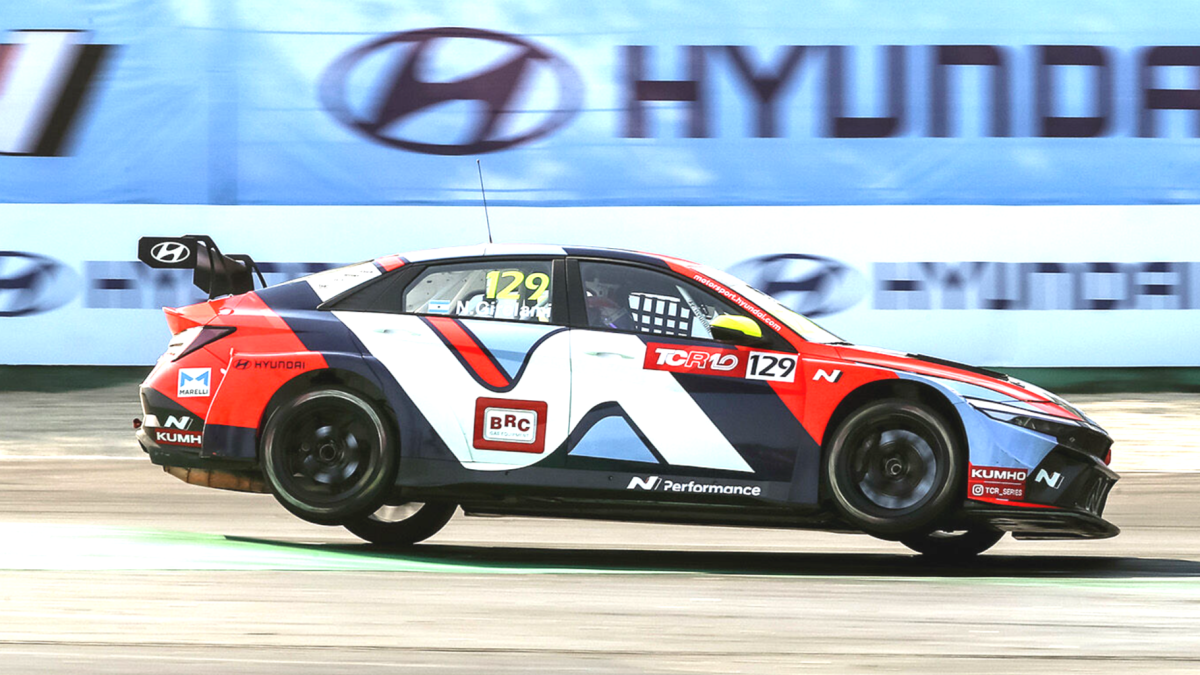 현대차 엘란트라 N TCR, 2025 TCR 월드투어 3라운드 결승 1위